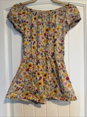 Old Navy Floral Elastic-Waist Top in Yellow & Pink Accents